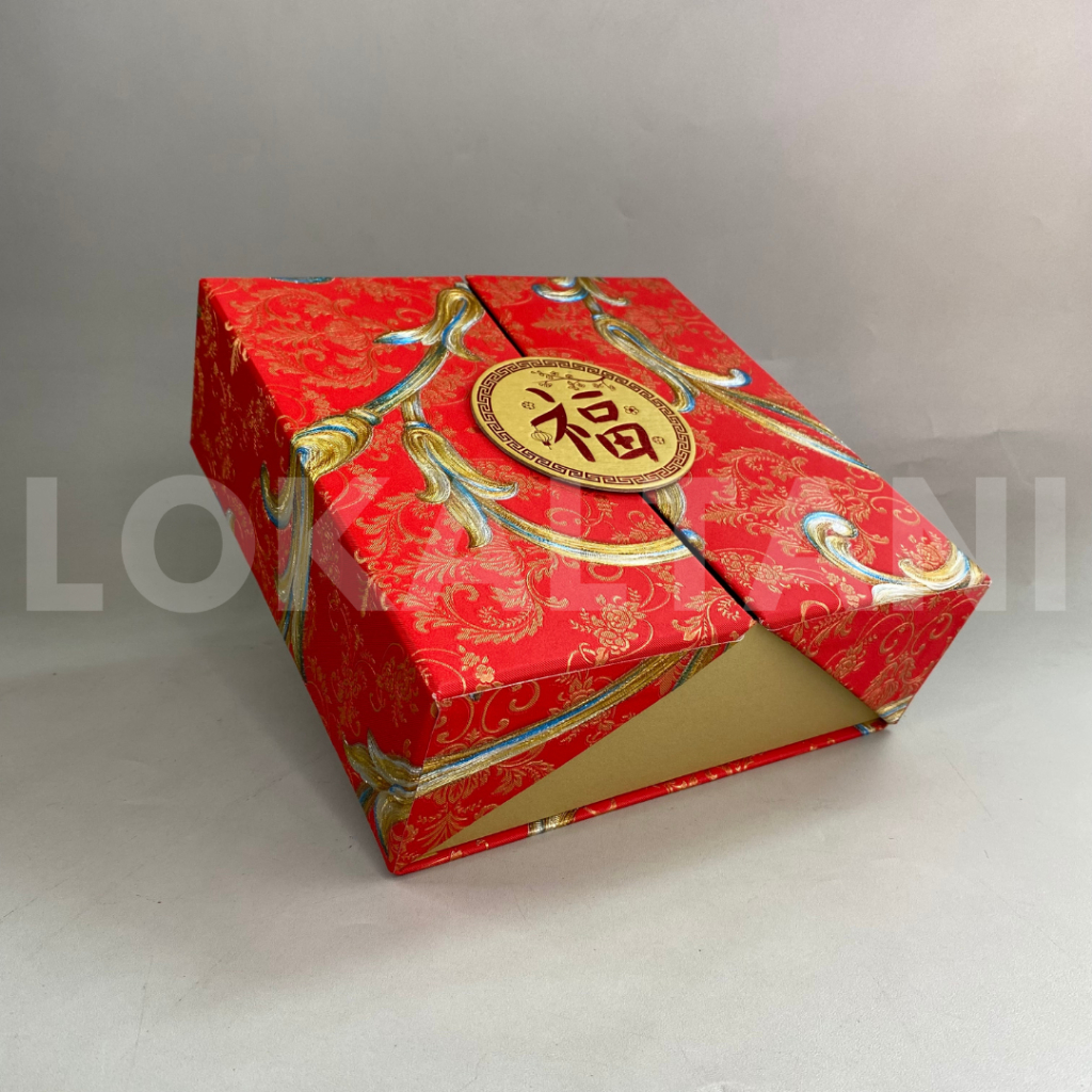 

Box Hampers Imlek Piramid/Box Kotak Persegi 22x22 Imlek 4 Toples 250gr Full Walpaper