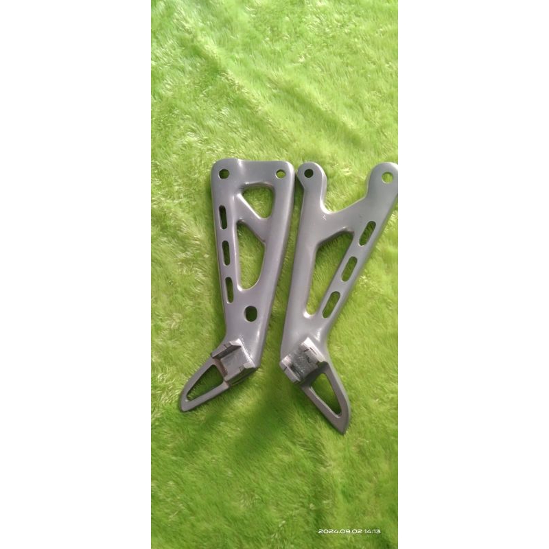 bostep fostep pijakan kaki belakang motor yamaha rx king