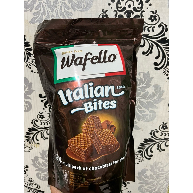 

Wafelo italian bites 234 gr (24bungkus @9,75gr)