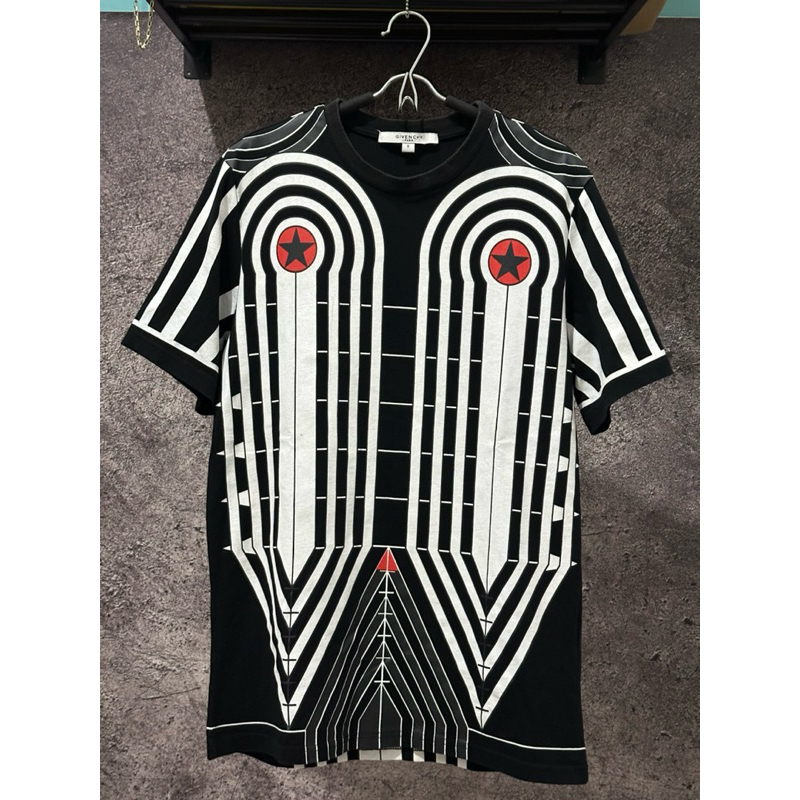 kaos givenchy second