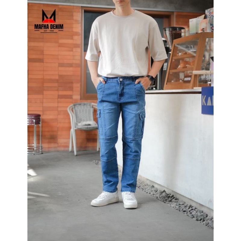 cargo jeans cowok