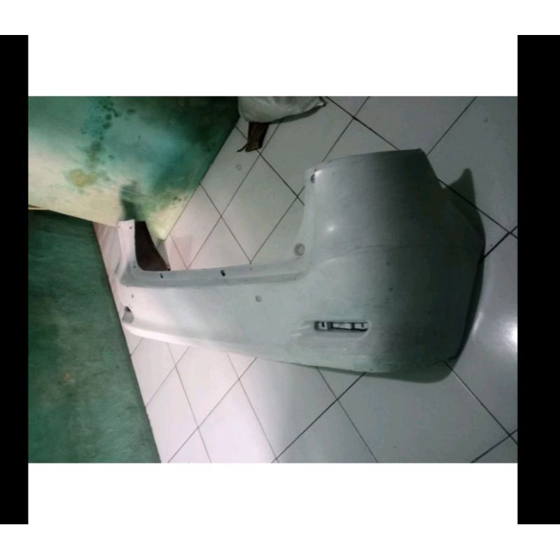 bemper belakang ertiga tahun 2016
