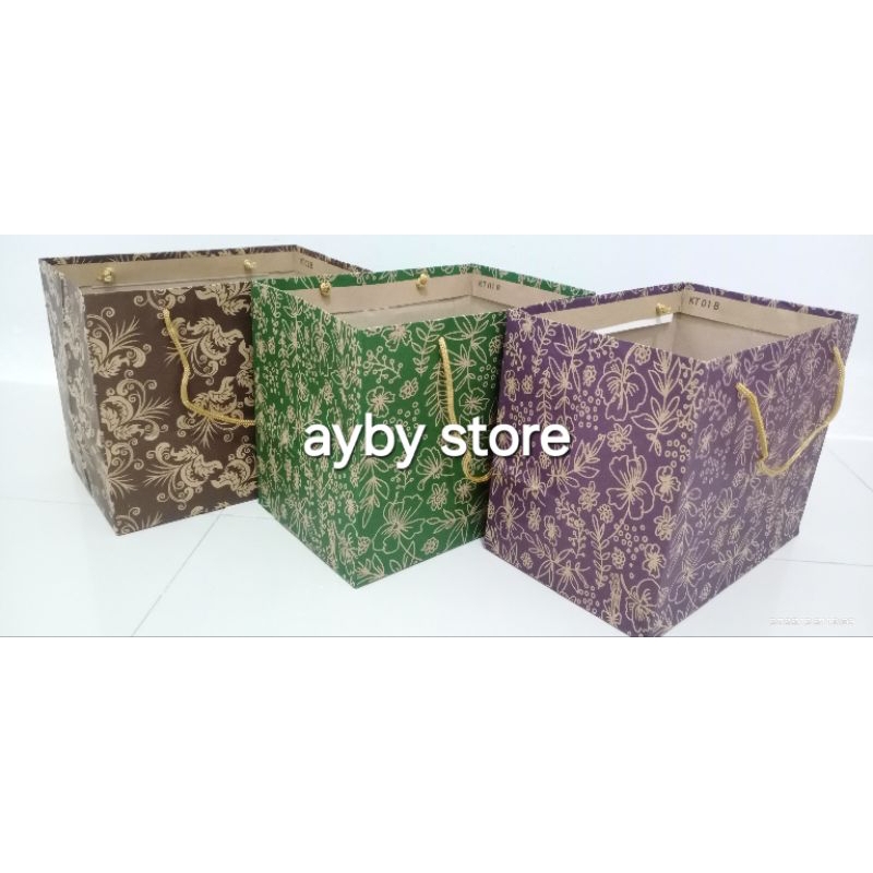 

paperbag batik kue ukuran 23 x 15 x 19