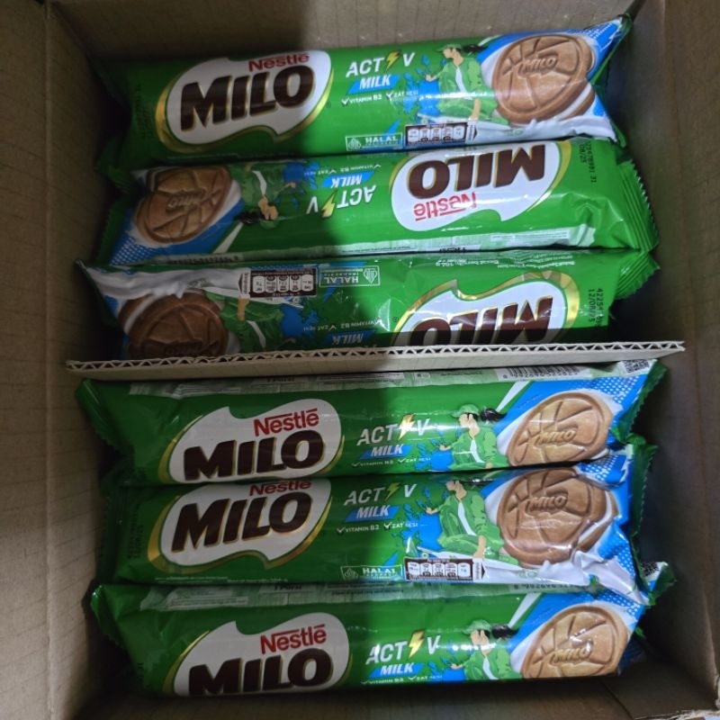 

BARU!!! NESTLE MILO ACTIV MILK BISKUIT ROLL RASA SUSU 104GR