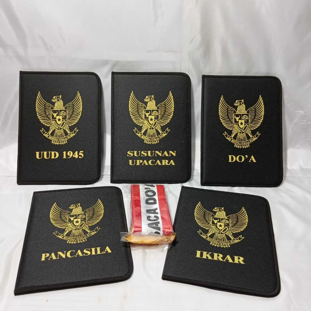 

Map Dan selempang Upacara 1 Set Isi 7 Map