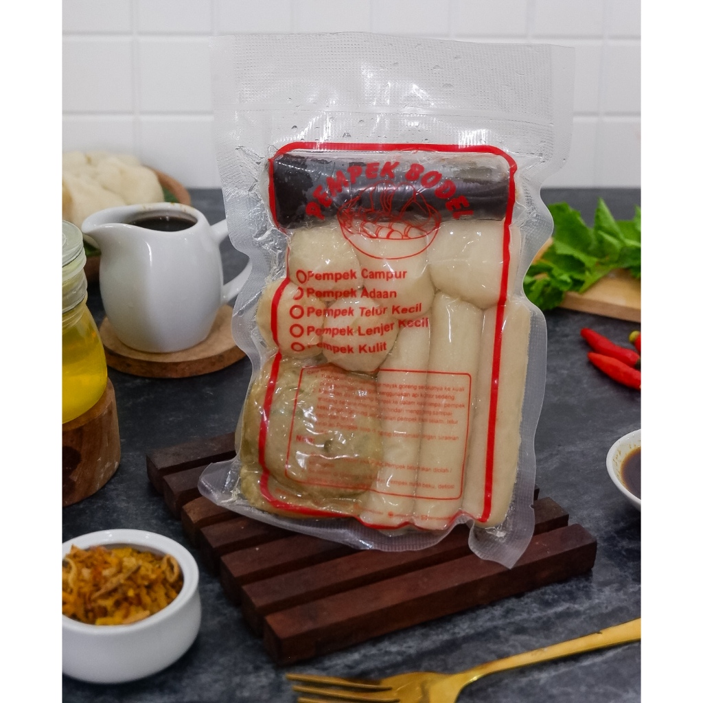 

Pempek Paket Frozen 10 Pcs + Cuko 50mL - PEMPEK BODEL - Khas Palembang 100% Ikan Segar Asli