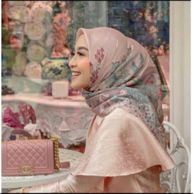 Topkapi Buttonscarves