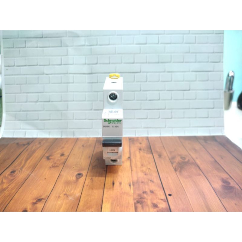 MCB Schneider 1 phase 32A