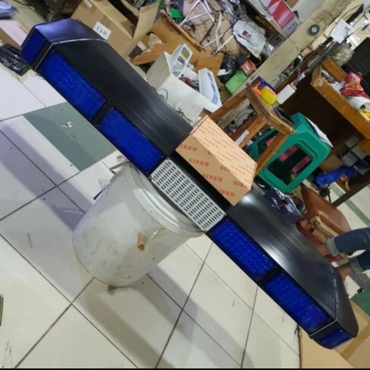 LIGHT BAR LED Patwal Rotator LTF 5000 + Sirine Toa 200 Watt