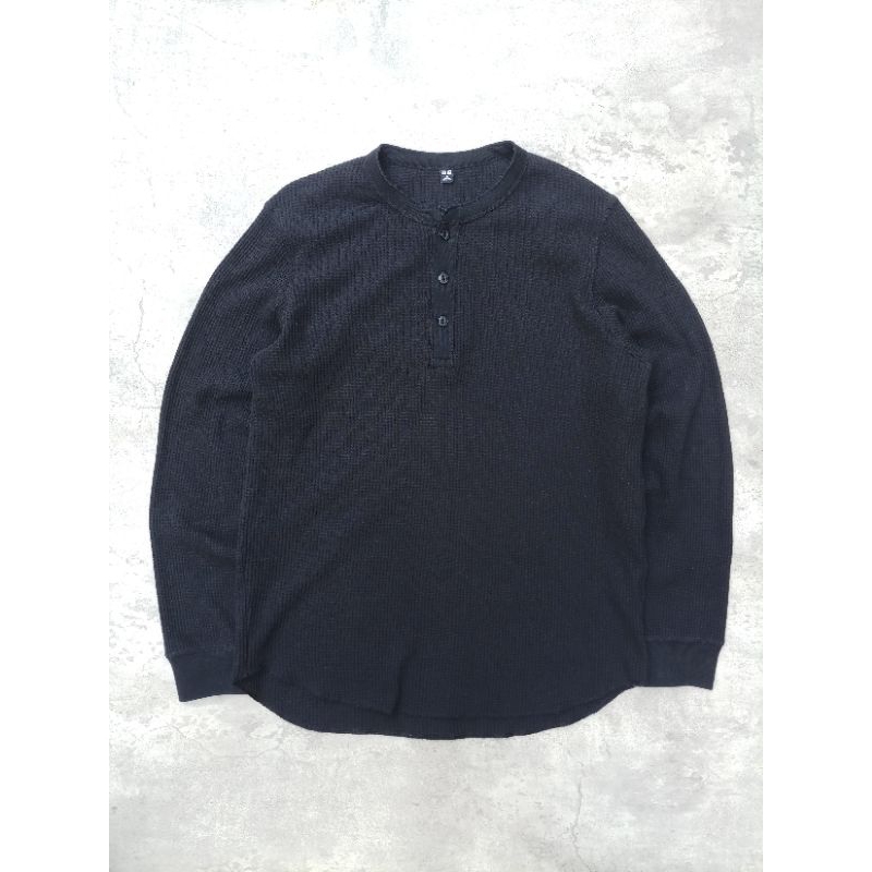 Kaos uniqlo henley waffle second | kaos uniqlo second | kaos long sleeve pria basic polos shanghai
