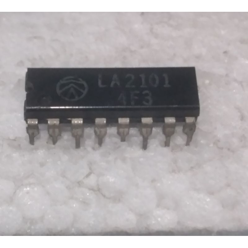 IC LA2101 Amplifier Radio FM