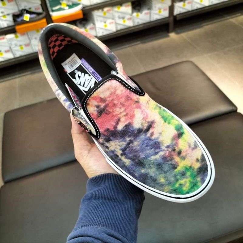 VANS SLIP ON SKATE TIE DYE BLACK NAVYA