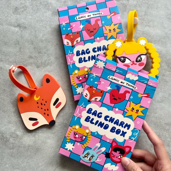 

RB Liunic On Things Blind Box Bag Charm Desain Unik Karet