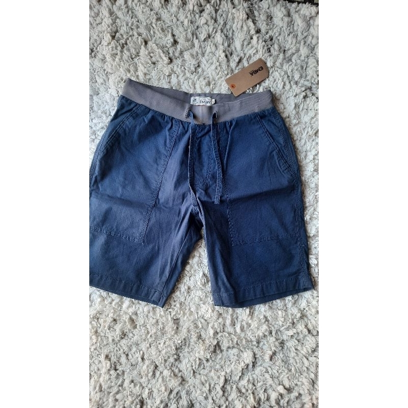 Celana Pendek EMBA Pria