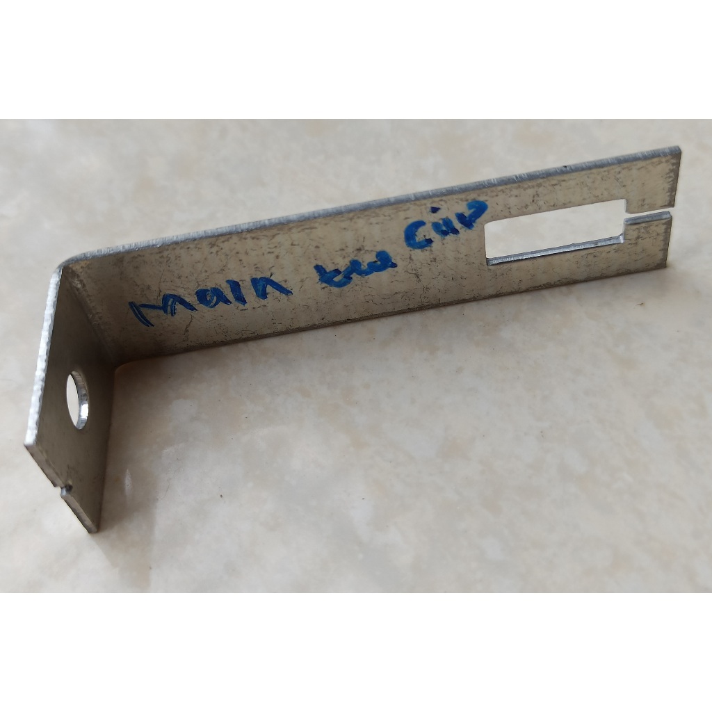 Main Tee Clip Plafon