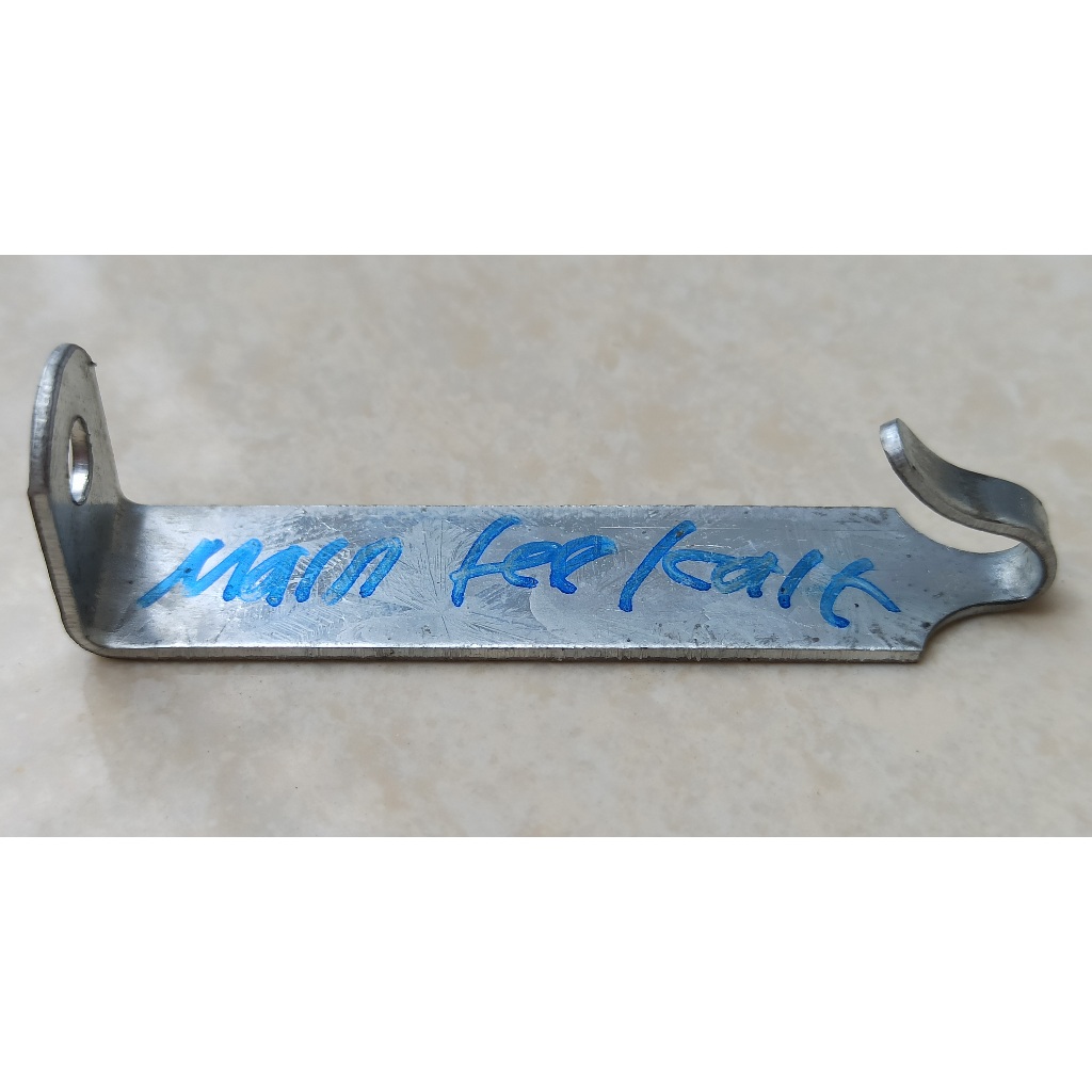 Main Tee Kait Plafon