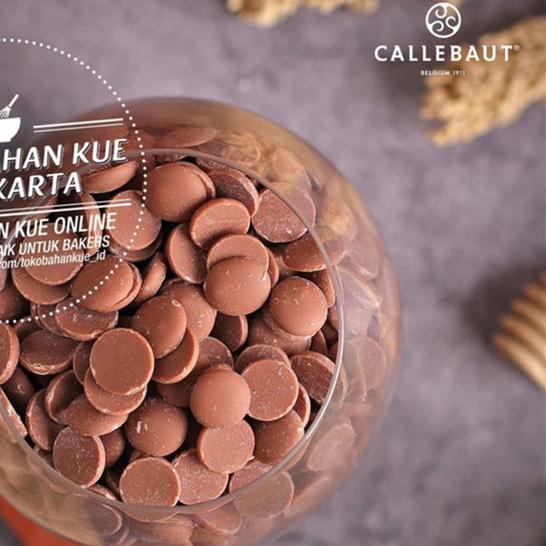 

Callebaut JAVA 32,6% 500gr Milk Chocolate Couverture Coin Cokelat Susu