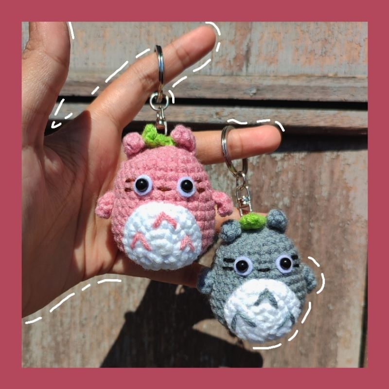 totoro keychain