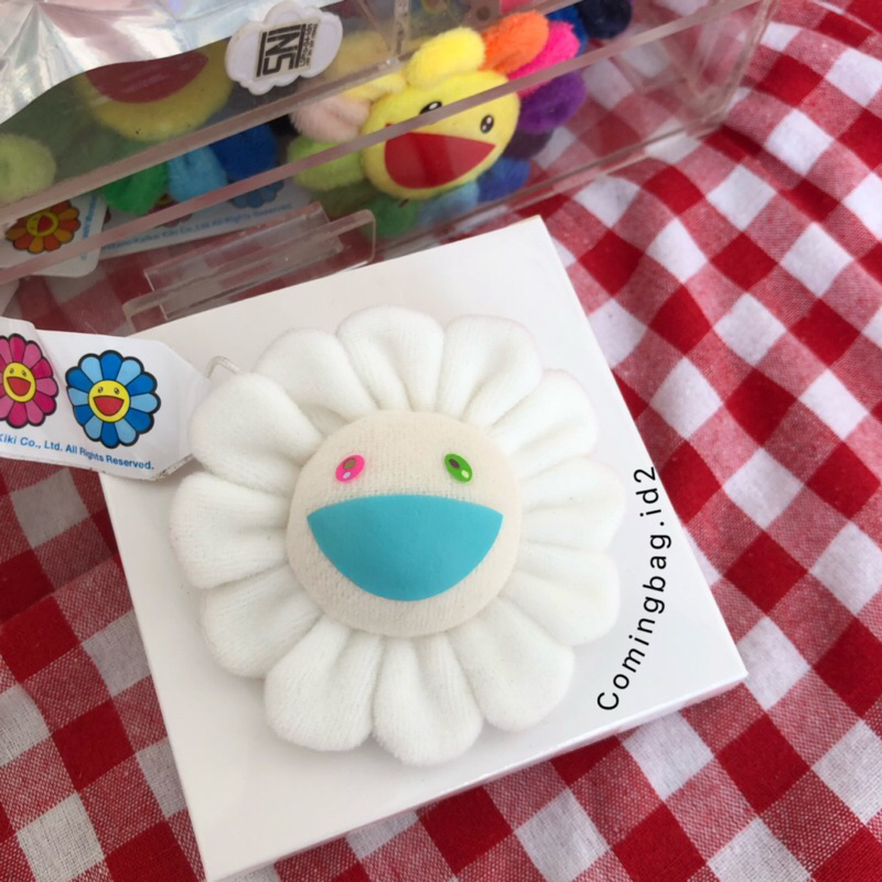 MURAKAMI BAG CHARM takashi murakami pin bros gantungan putih smile timbul