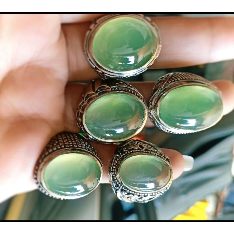 Batu akik serpentine/batu akik serpentine green neon/batu akik kristal