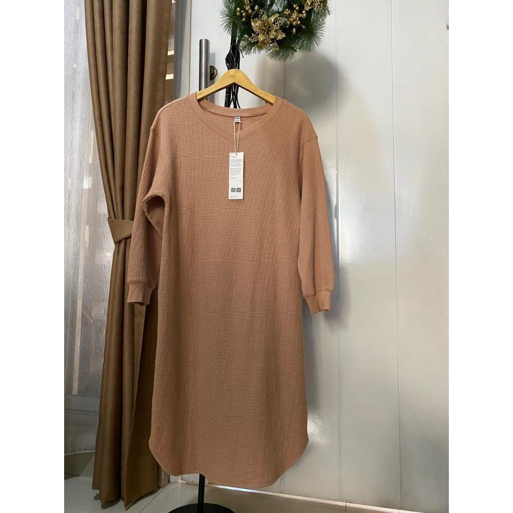 Sweater Wanita Uniqlo