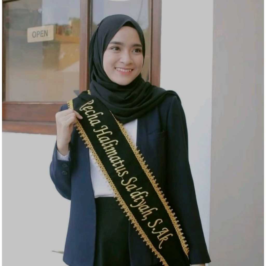 1 HARI JADI SELEMPANG WISUDA SAMPING RENDA selempang bludru selempang bordir selempang rumbai