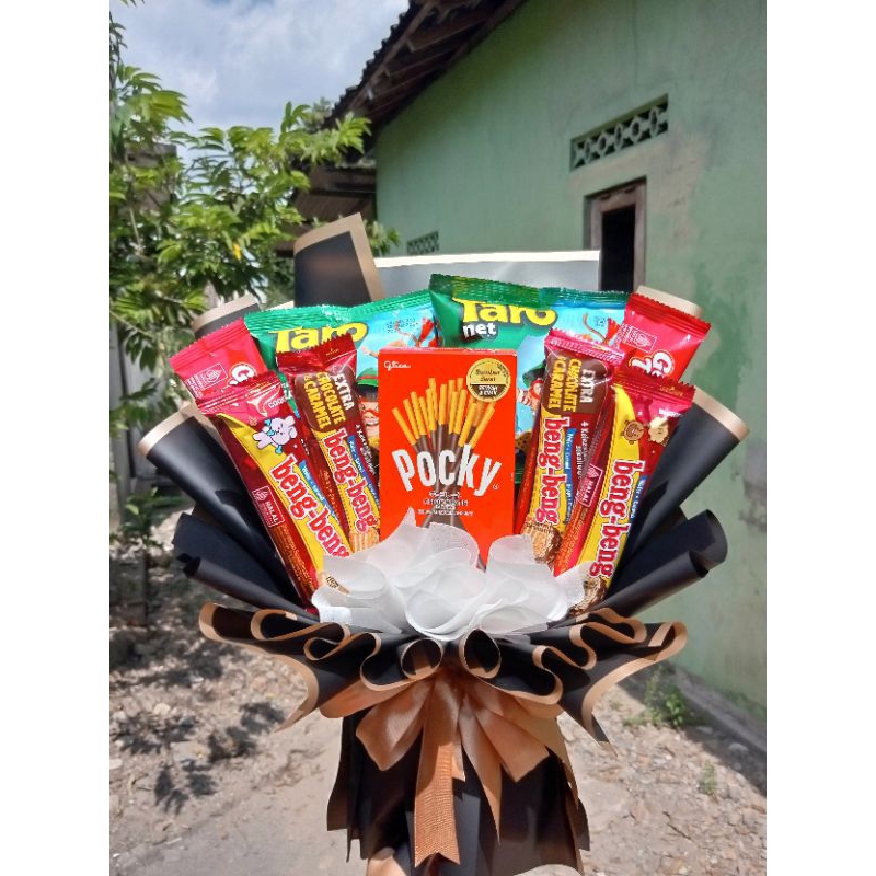 

BUCKET POCKY BENGBENG / BUKET POCKY / BUCKET SNACK COKLAT POCKY / BUKET POCKY COKLAT / BUCKET POCKY WISUDA SEMPRO ULANGTAHUN / BUCKET SNACK