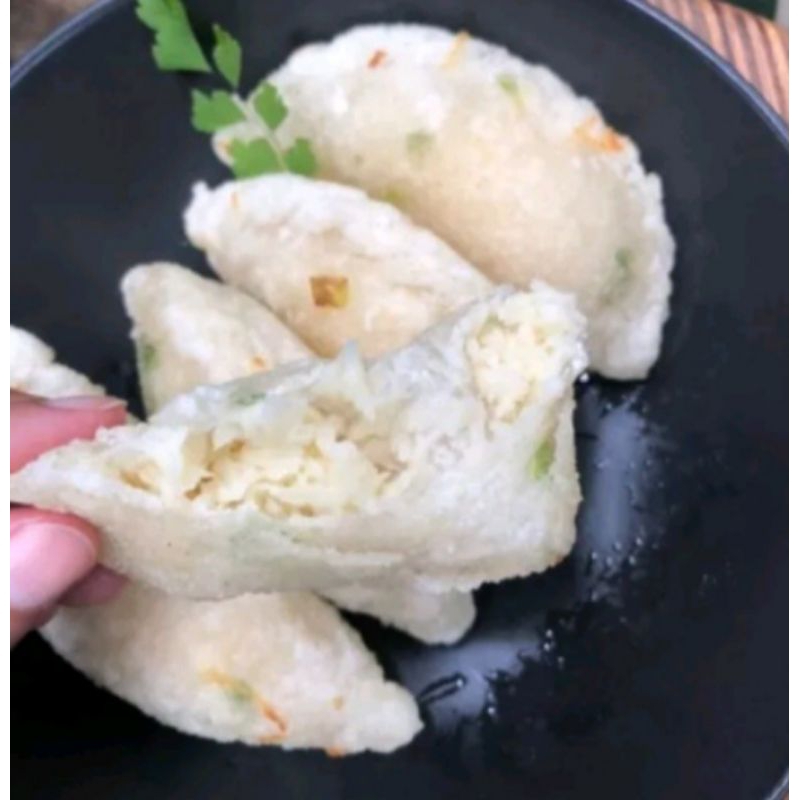 

cireng isi keju parut