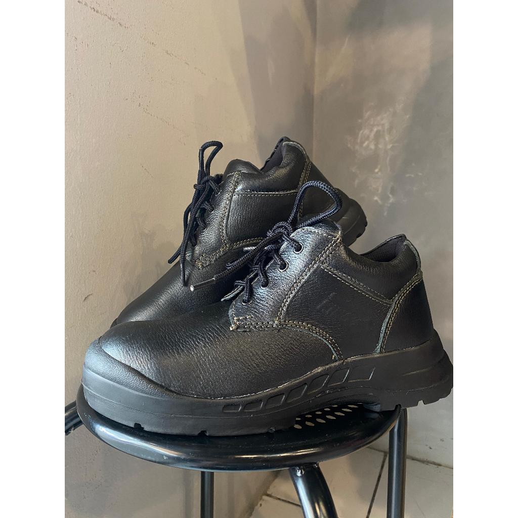Sepatu Safety Pria Safety King KWS 701 Orignal - Safety Kings KWS 701 Safety Shoes Original