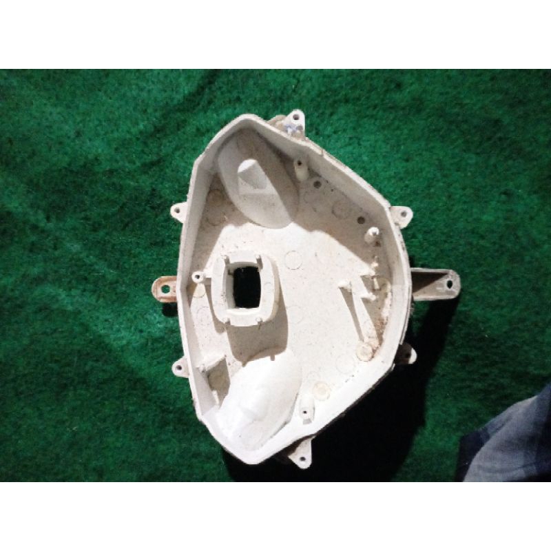 cover bawah speedometer aerox 155 vva 2017-2019