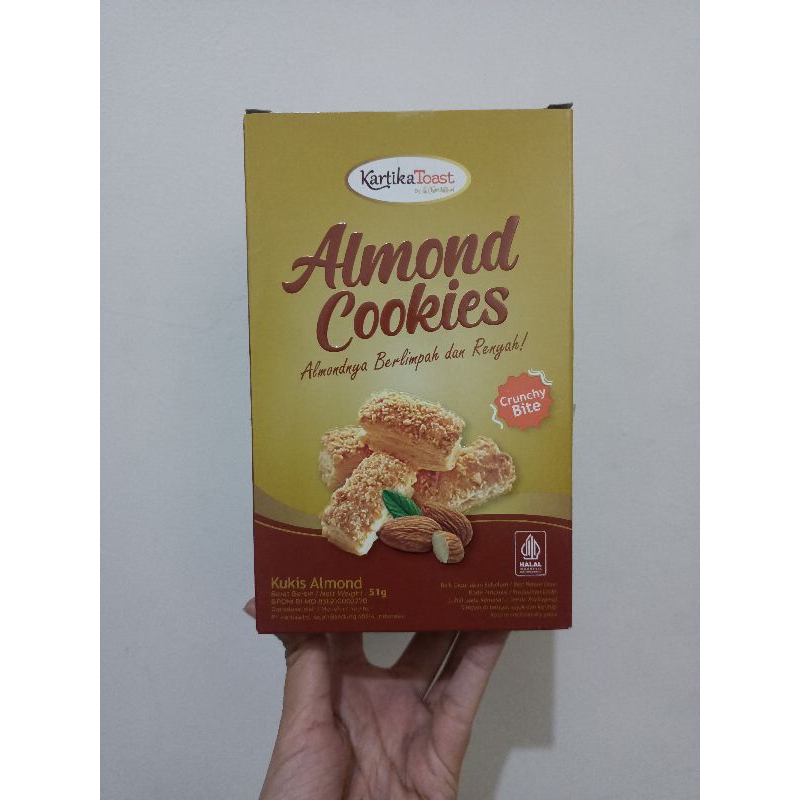 

KARTIKA ALMOND COOKIES 51GR (DAPAT 3 BOX)