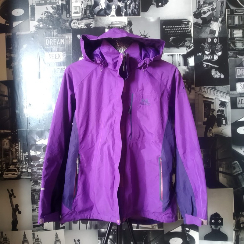 JAKET OUTDOOR NORTHLAND GORPCORE