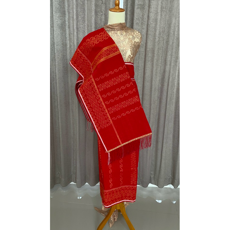 Setelan songket karo bahan sutra