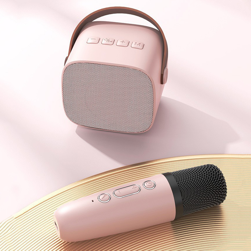 BEST SALE CUCI GUDANG Speaker Bluetooth Karaoke 2 Mic Set Salon Bluetooth bt Speaker karoke With