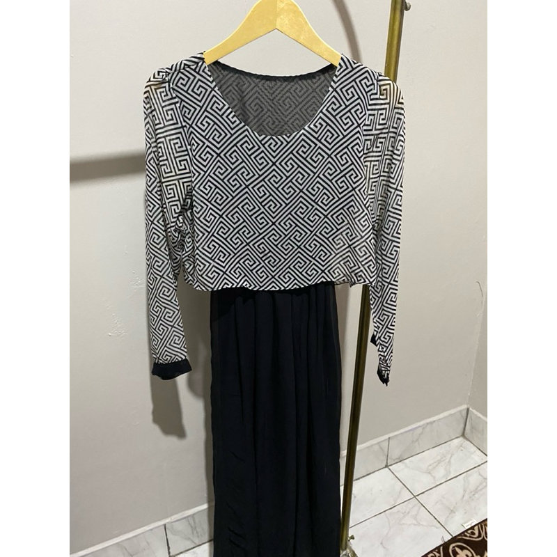 DressBW