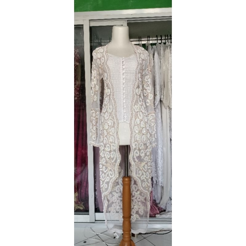 BAJU KEBAYA PUTIH BW PRELOVED/SECOND MURAH