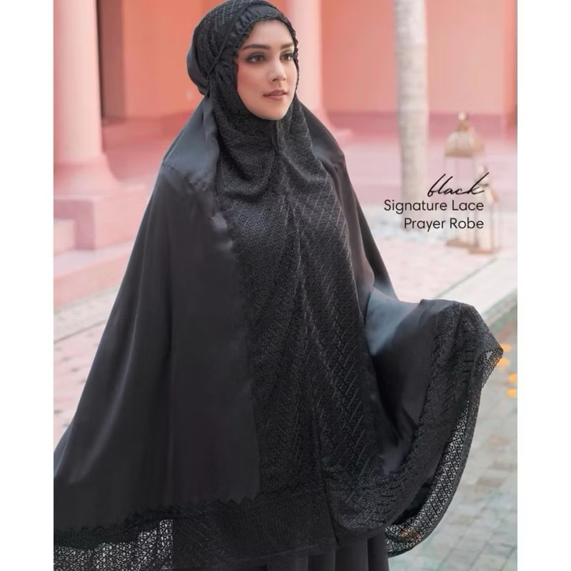 Signature Lace Prayer Robe - Black