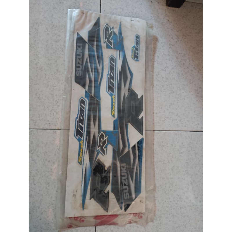 striping stiker suzuki smash titan original SGP