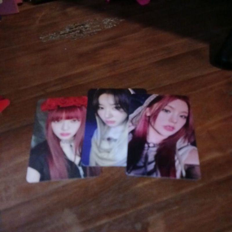 pc itzy official yuna