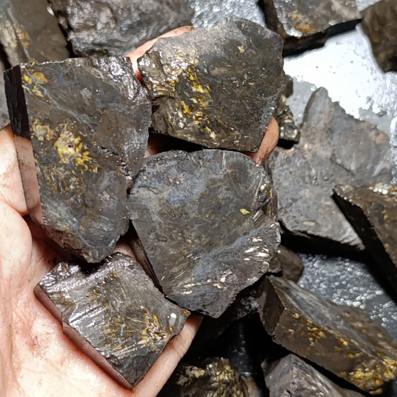 Batu Bulu Macan Jember Super/ Lempengan Bahan Bulu Macan / Bahan Bulu Macan  Super Quality