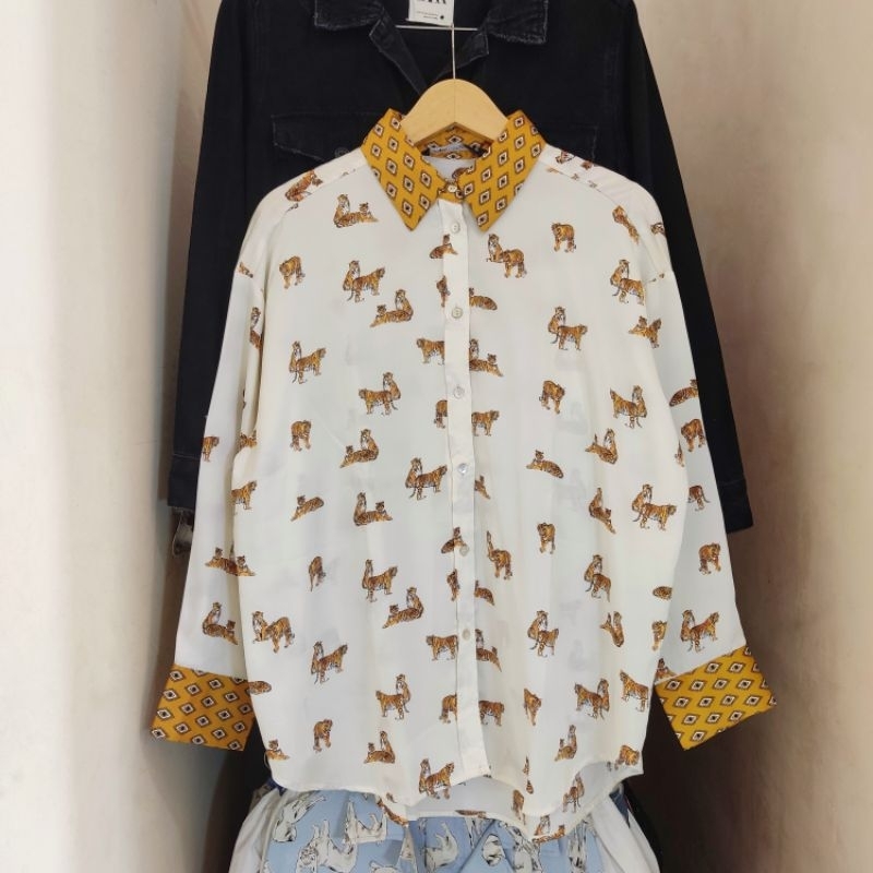 Zara silk shirt printed animal preloved