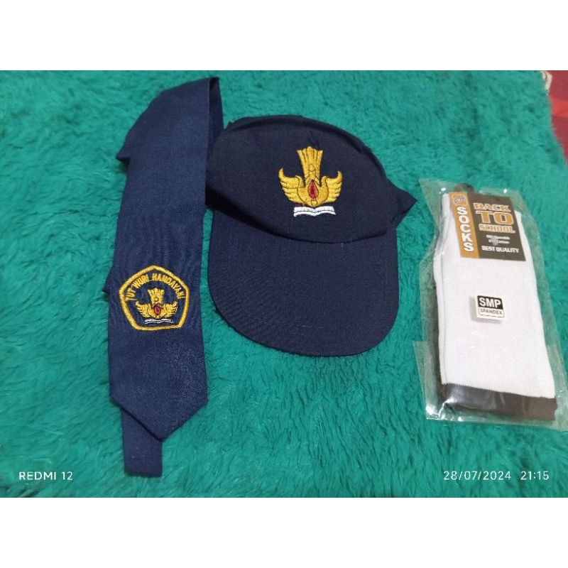 

set perlengkapan smp