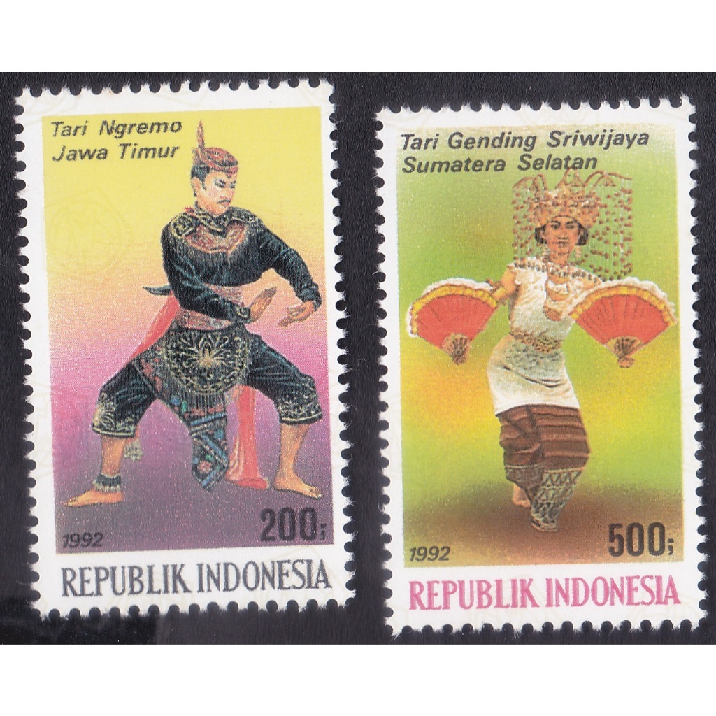 

UNIK DI TARIK DARI PEREDARAN KODE A 10912 SET LENGKAP PRANGKO INDONESIA TEMA KEBUDAYAAN TAHUN 1992 DENGAN KONDISI MNH MINT NEVER HINGED