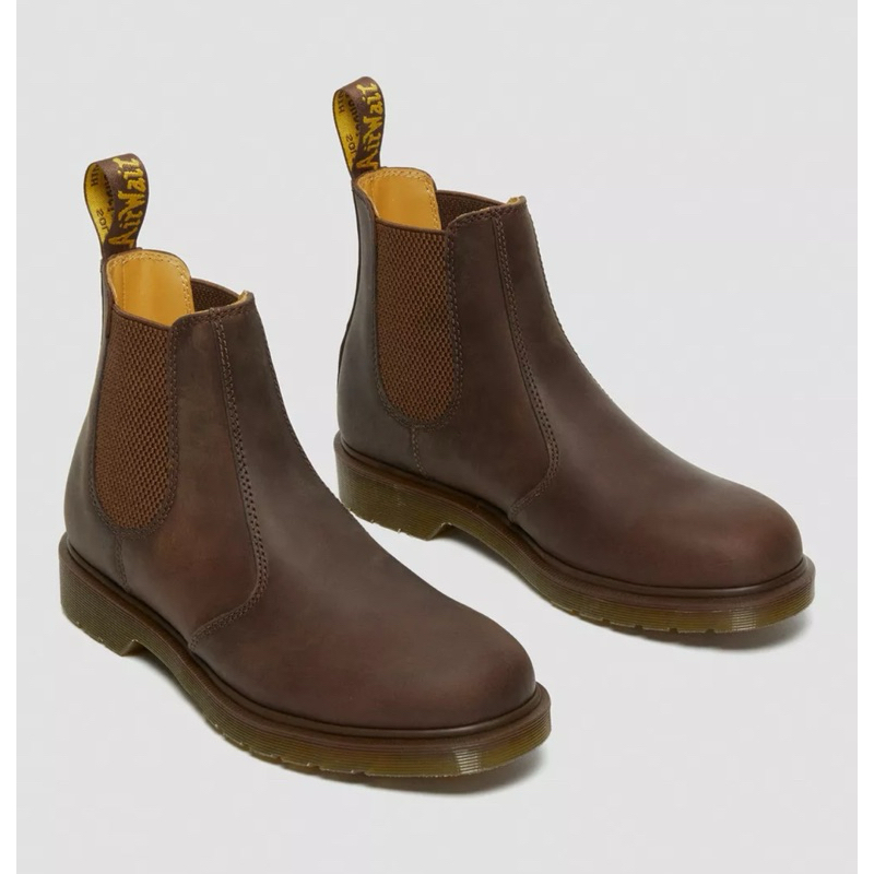 Dr. Martens 2976 Crazyhorse Chelsea Boots