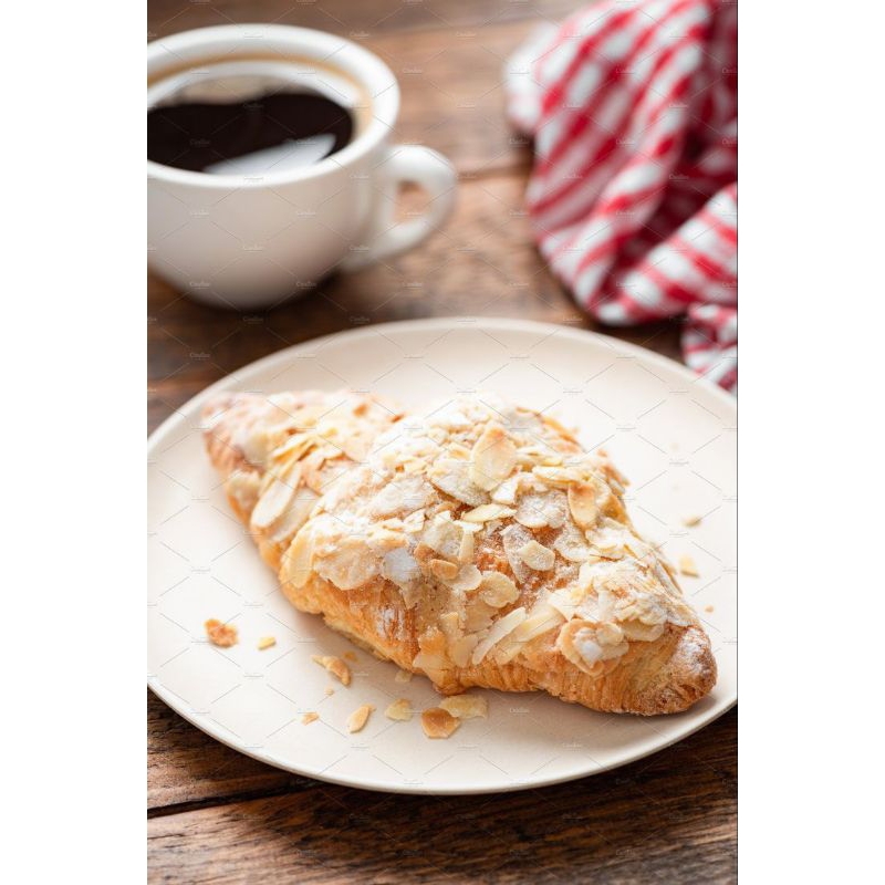 

Almond Croissant 70gr by Premior