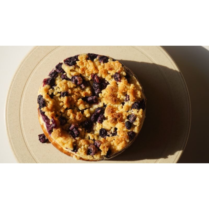 

blueberry crumble cheesecake