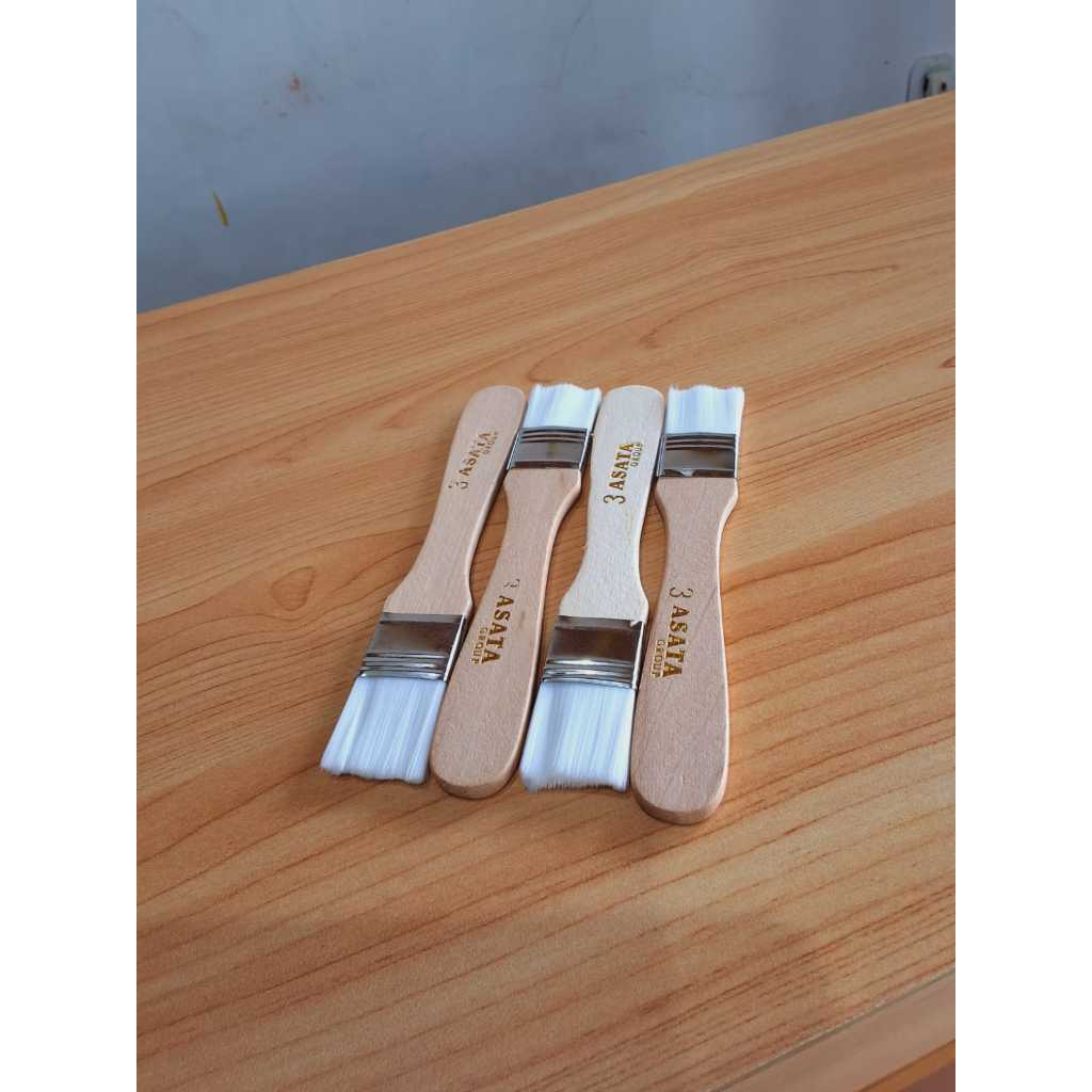 

Kuas kayu No.5 (3x15cm)