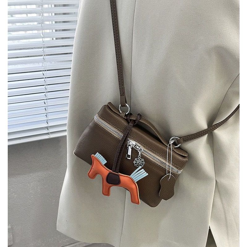 Tas Mewah Tas Selempang Wanita  free Gantungan T0676