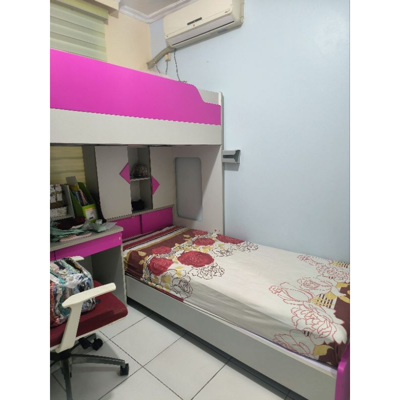 bunk bed informa preloved