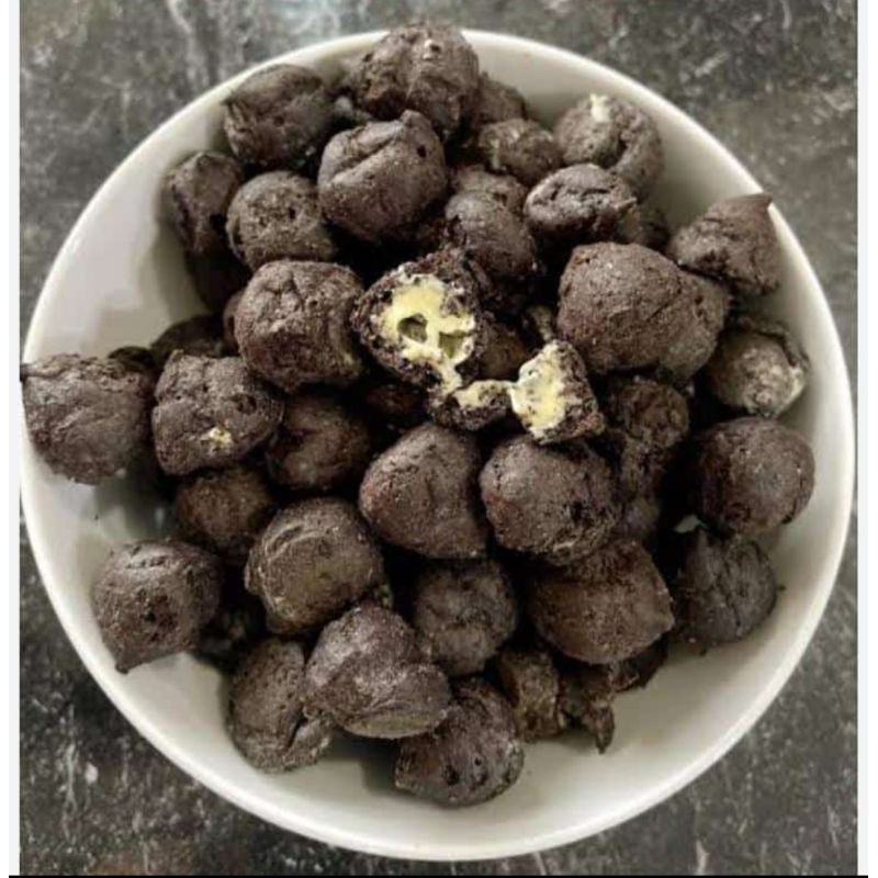 

kue soes kering black vanila